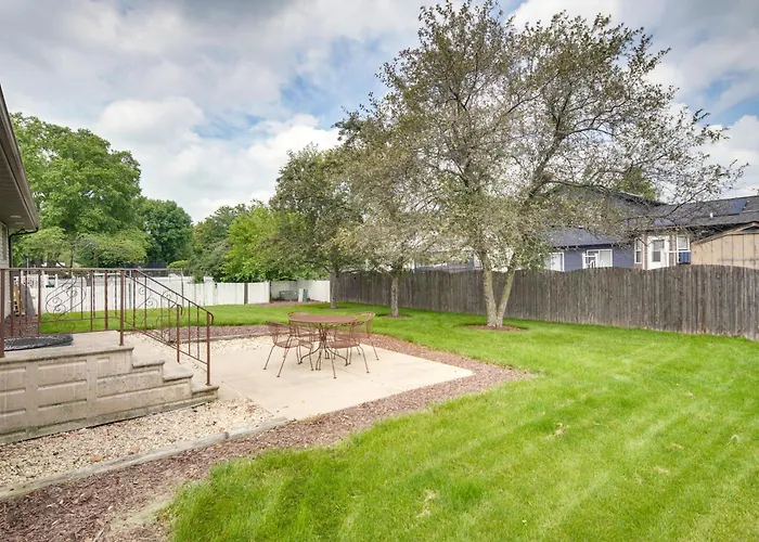 Peaceful Retreat Near Dtwn & Route 66 Ferienhaus Joliet