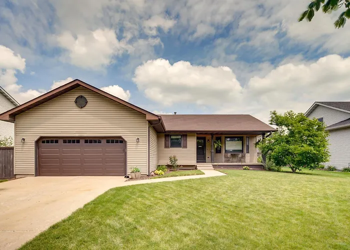 Ferienhaus Peaceful Retreat Near Dtwn & Route 66 Joliet